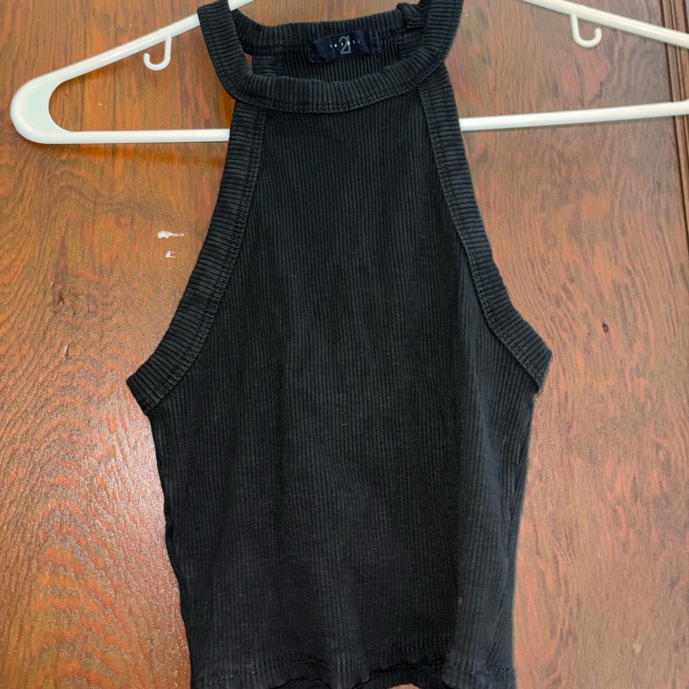 Cropped tank